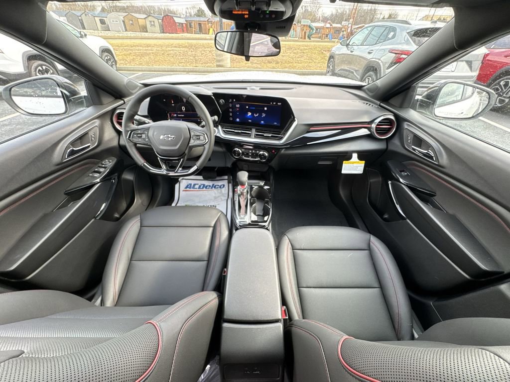 New 2026 Chevrolet Trax RS w/ Sunroof Package image 21