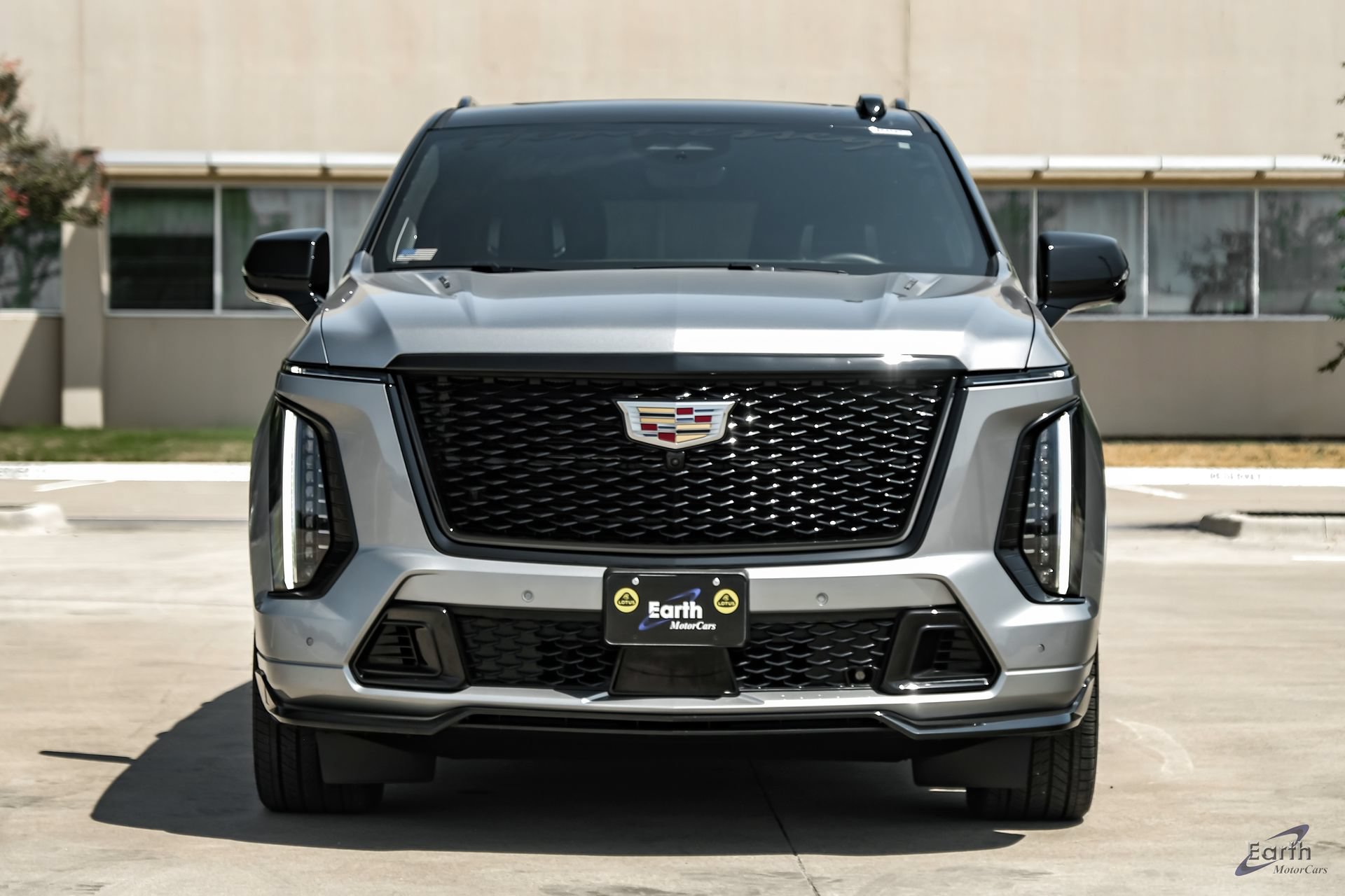Used 2025 Cadillac Escalade V w/ LPO, Floor Liner Package AWD/4WD image 28