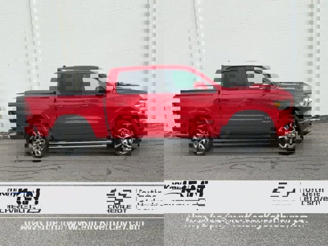 Used 2019 RAM 1500 Laramie w/ Sport Appearance Package image 3