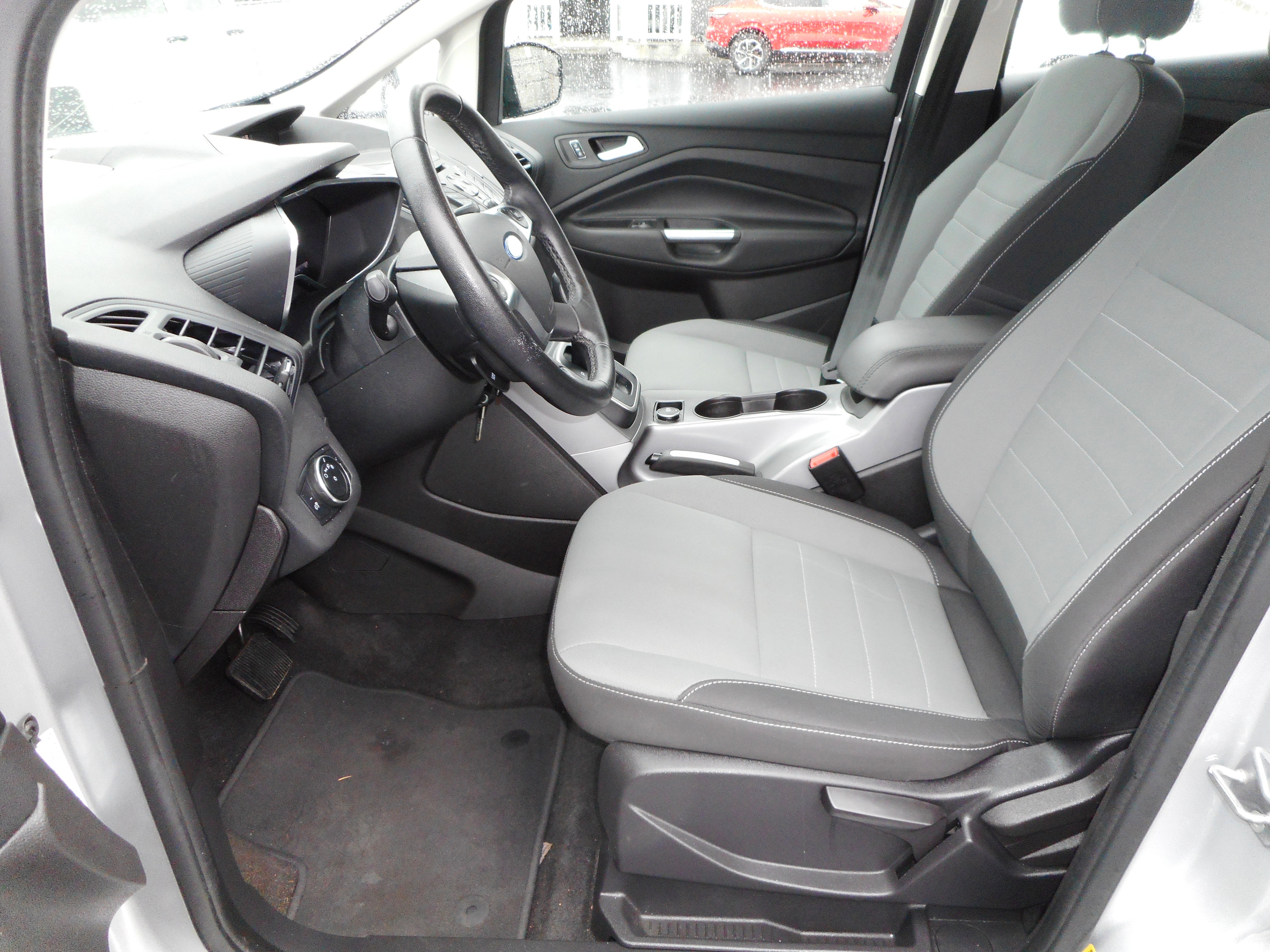 Used 2016 Ford C-MAX SE image 12