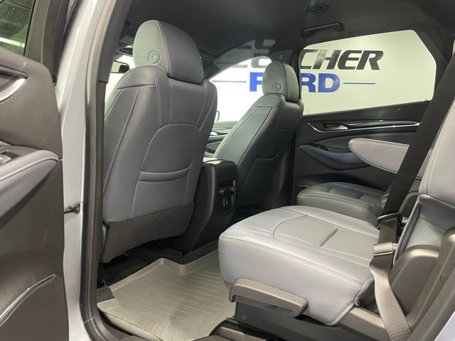 Used 2023 Buick Enclave Essence w/ LPO, Touring Package image 13