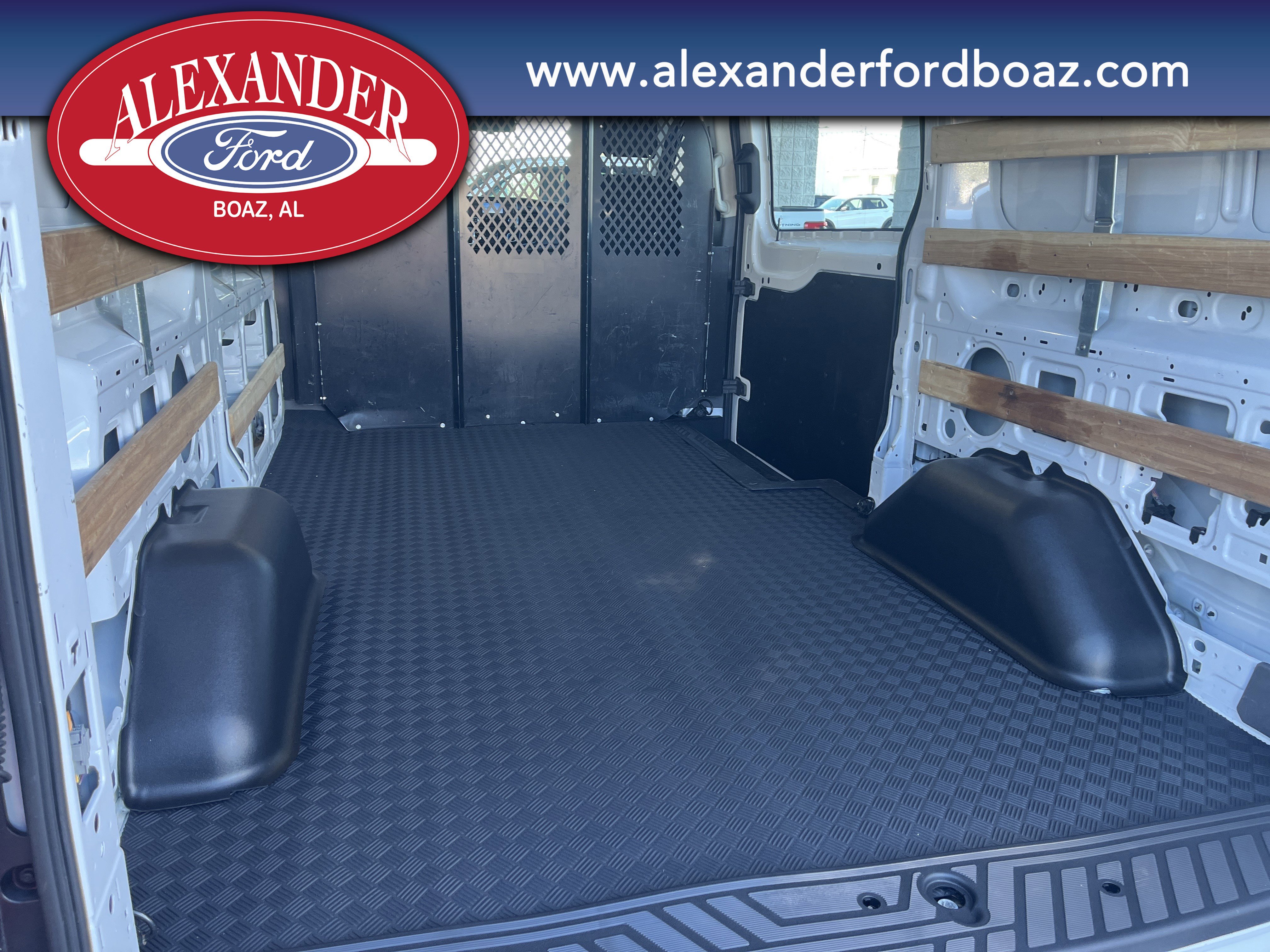 Used 2024 Ford Transit 250 Low Roof w/ Exterior Upgrade Package image 16