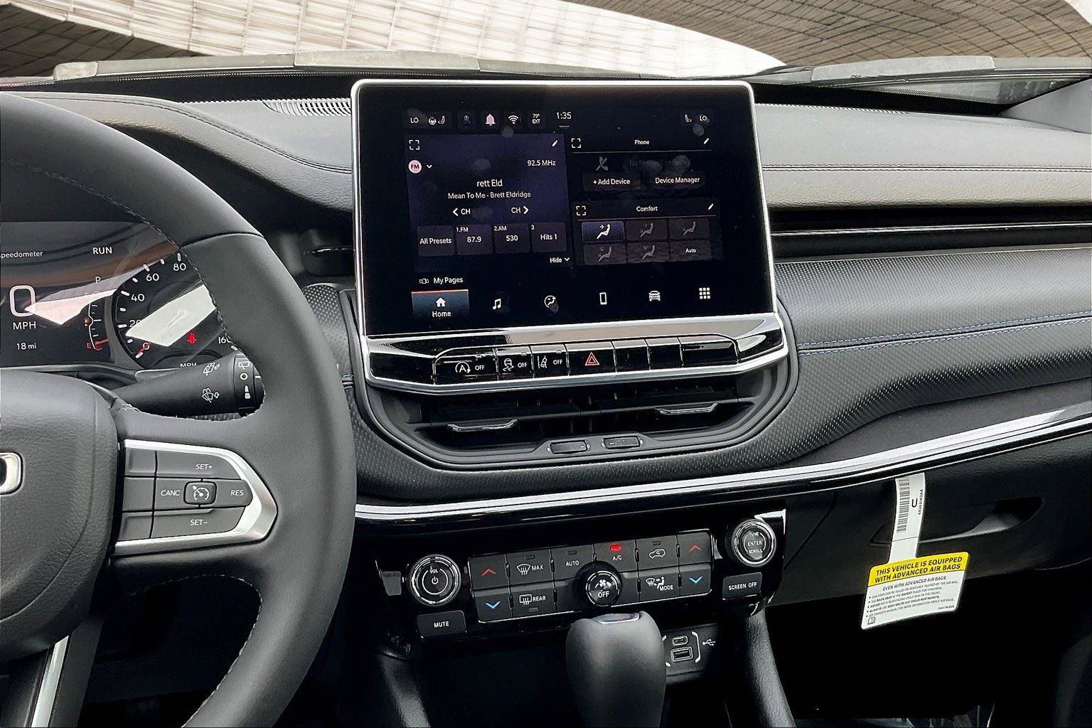 New 2025 Jeep Compass Latitude w/ Sun & Sound Group image 6