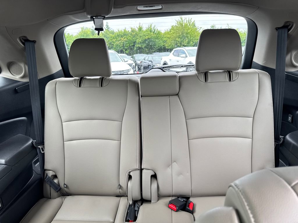 Used 2021 Honda Pilot Touring image 21