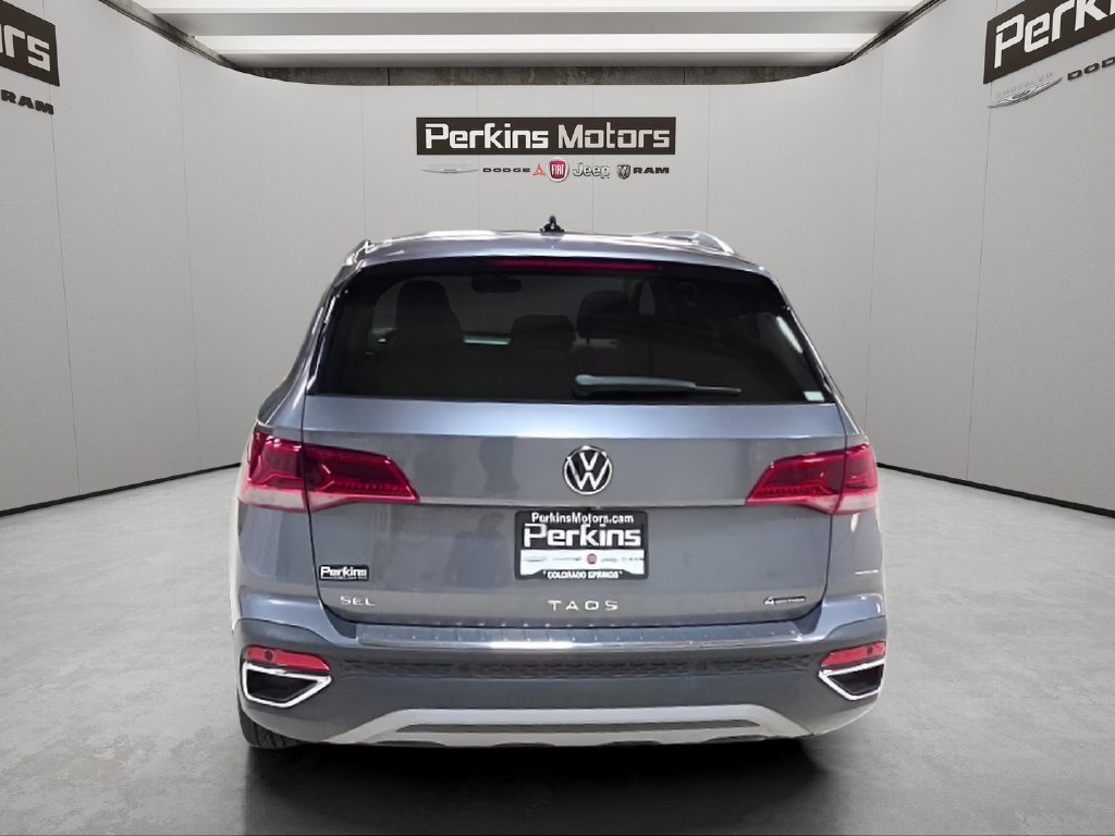 Used 2022 Volkswagen Taos SEL w/ Panoramic Sunroof Package AWD/4WD image 4
