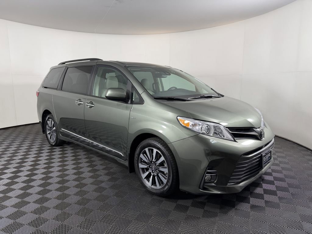 Used 2018 Toyota Sienna XLE Premium w/ Protection Package AWD/4WD image 4
