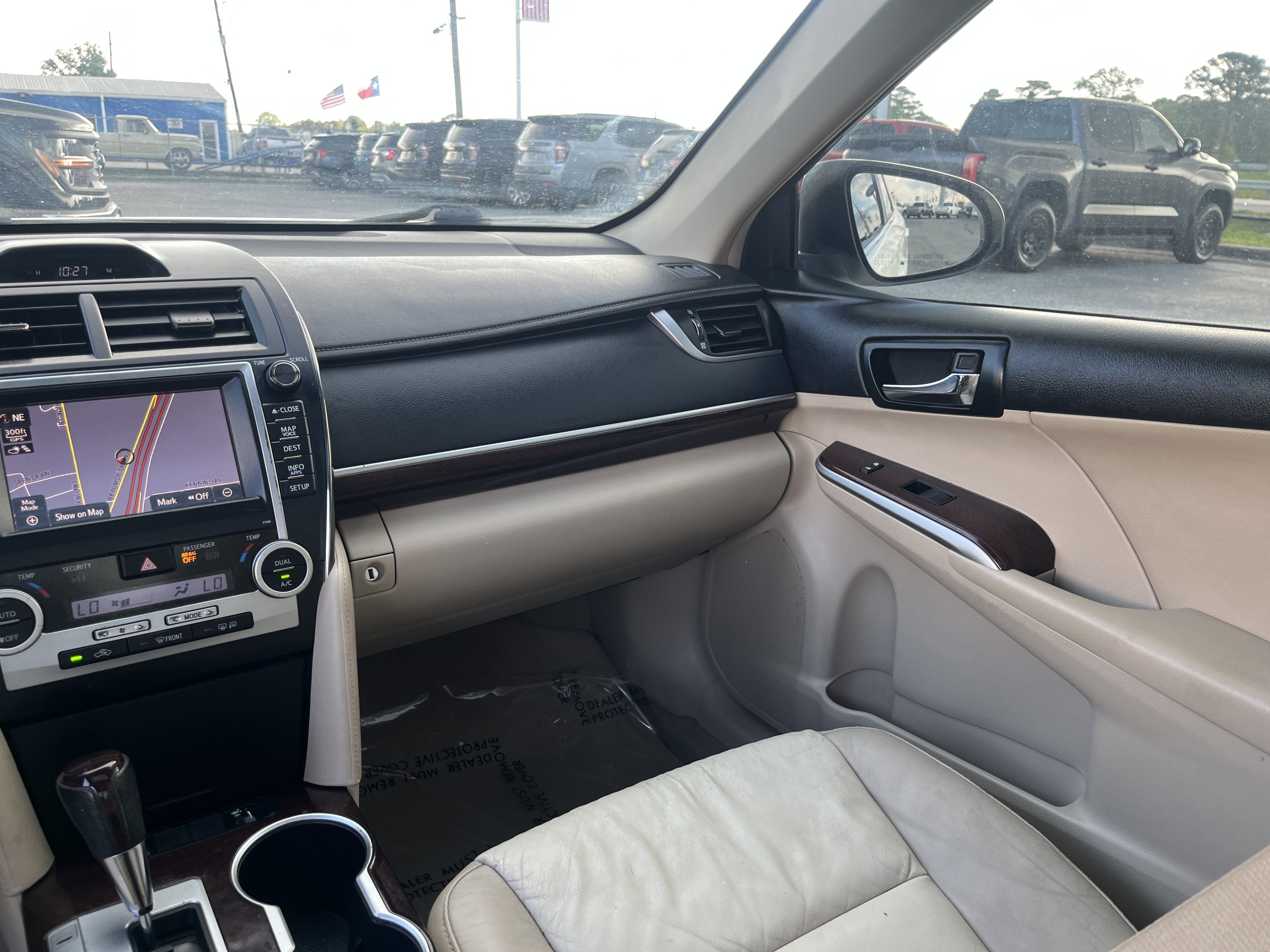 Used 2012 Toyota Camry XLE image 27
