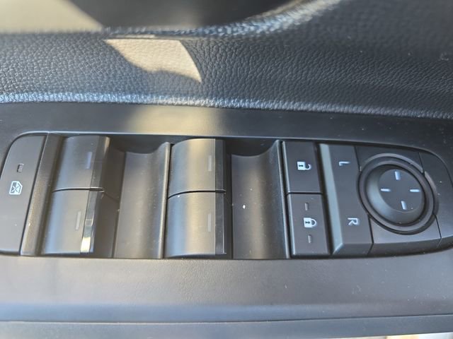 Used 2025 Toyota Tacoma SR5 image 26