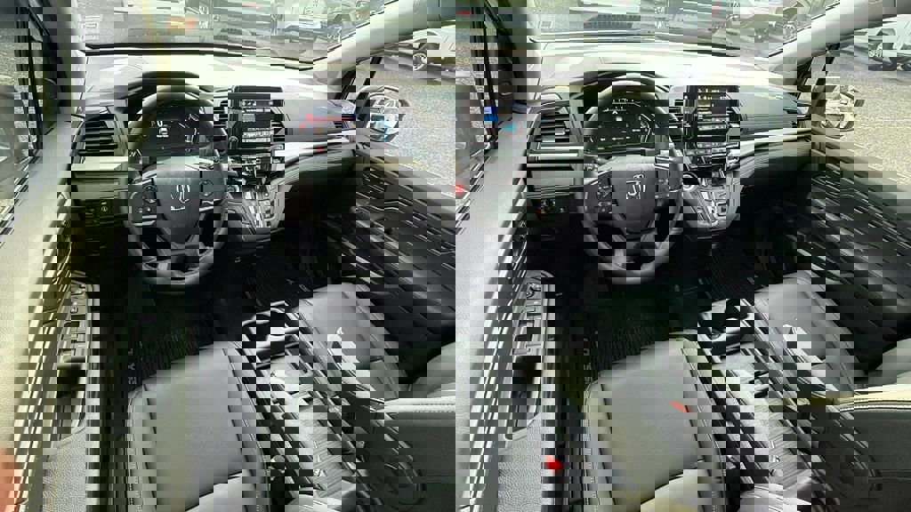 Used 2024 Honda Odyssey EX-L image 22