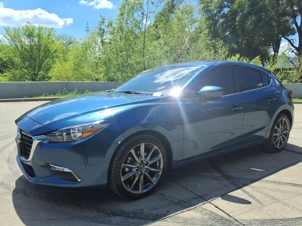 Used 2018 MAZDA MAZDA3 Touring image 6