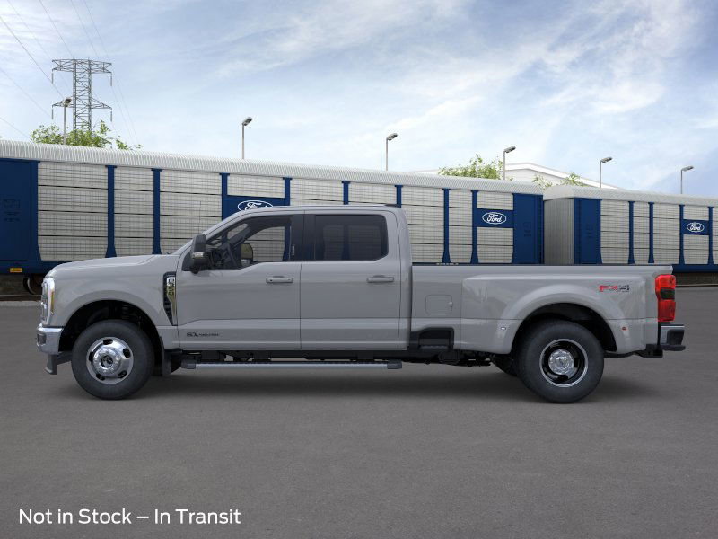 New 2026 Ford F350 4x4 Crew Cab DRW Super Duty image 15