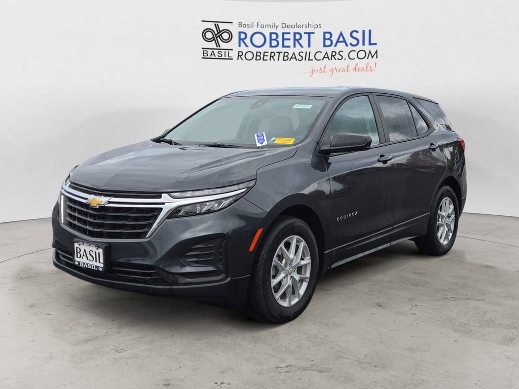 Used 2022 Chevrolet Equinox LS w/ LS Convenience Package