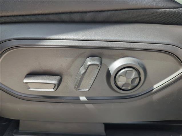 New 2026 Jeep Grand Cherokee L 2WD image 18