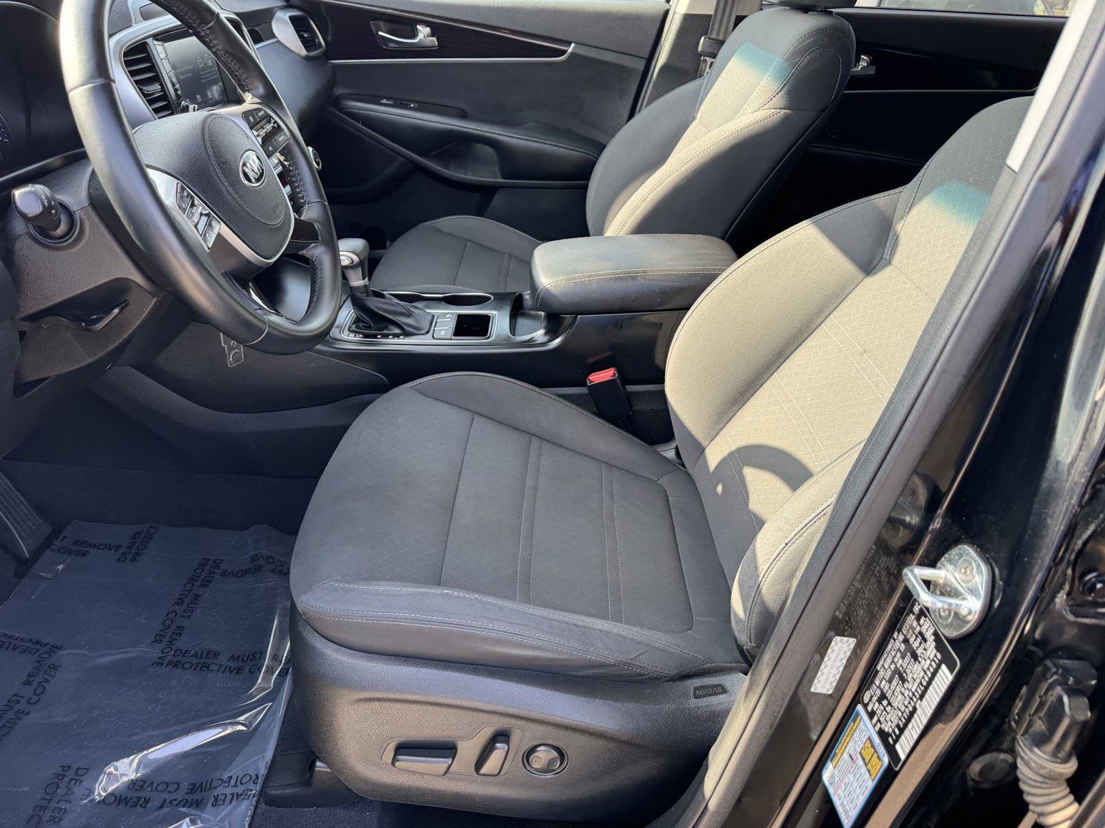 Used 2020 Kia Sorento LX w/ LX I4 Convenience Package FWD image 19
