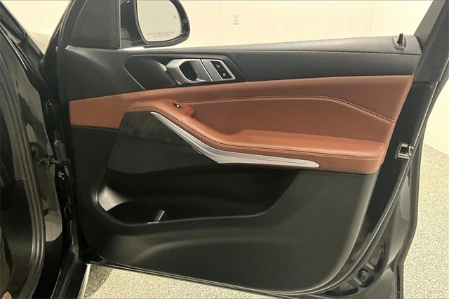 Used 2021 BMW X5 xDrive40i image 28