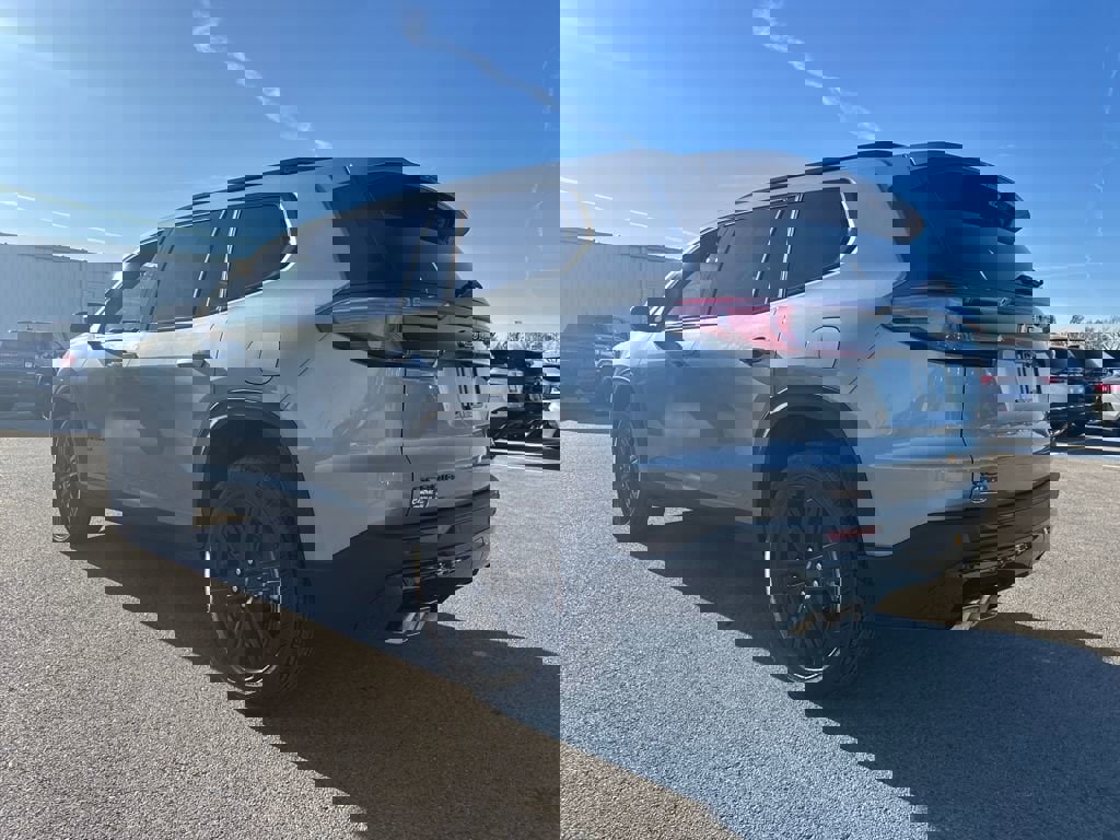 New 2026 GMC Acadia Elevation w/ Black Edition image 4