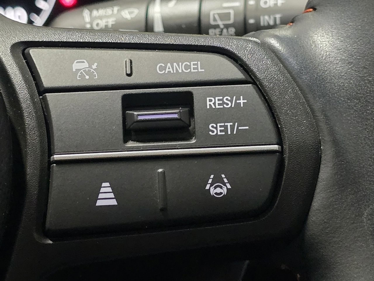 Used 2024 Honda CR-V Sport image 32