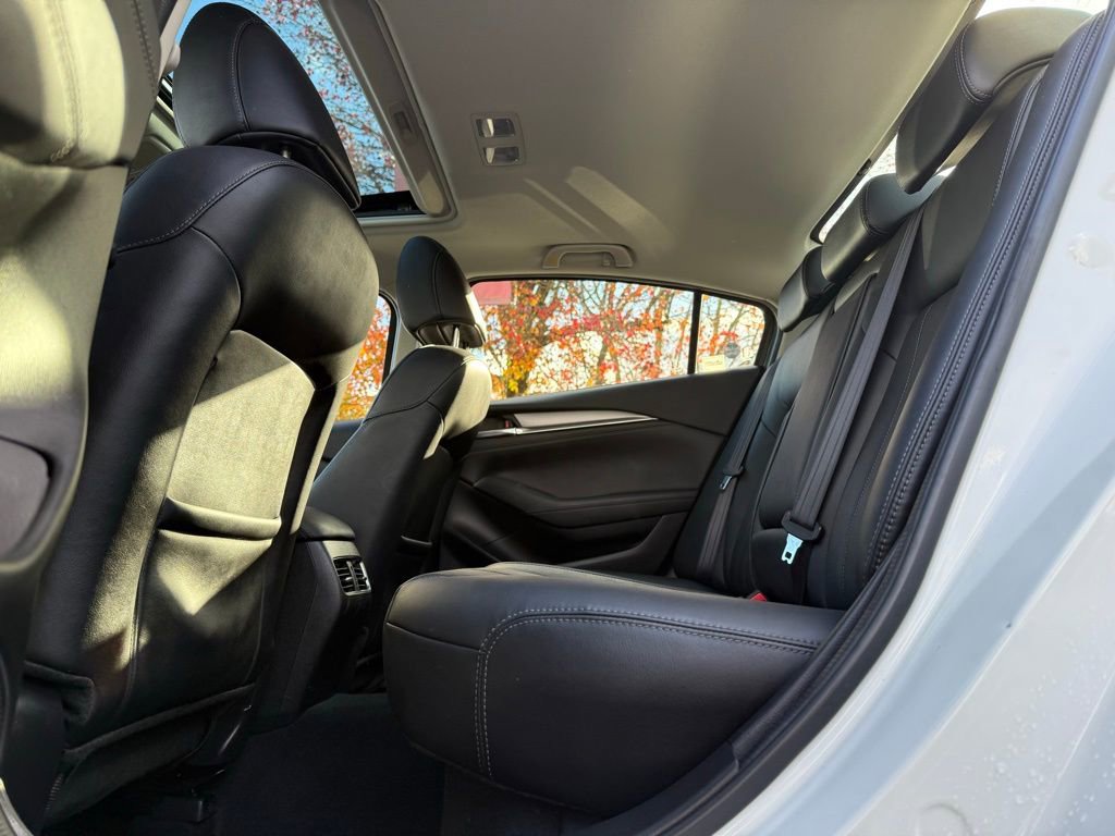 Used 2018 MAZDA MAZDA6 Touring image 14