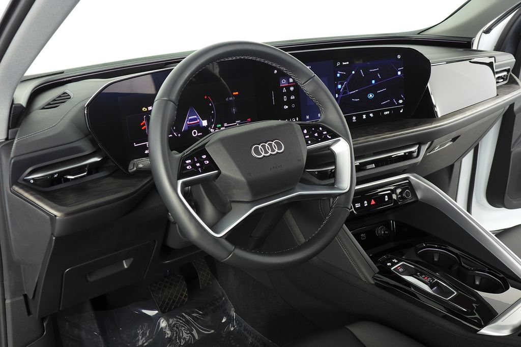 Used 2025 Audi Q5 Premium Plus w/ Premium Plus AWD/4WD image 31