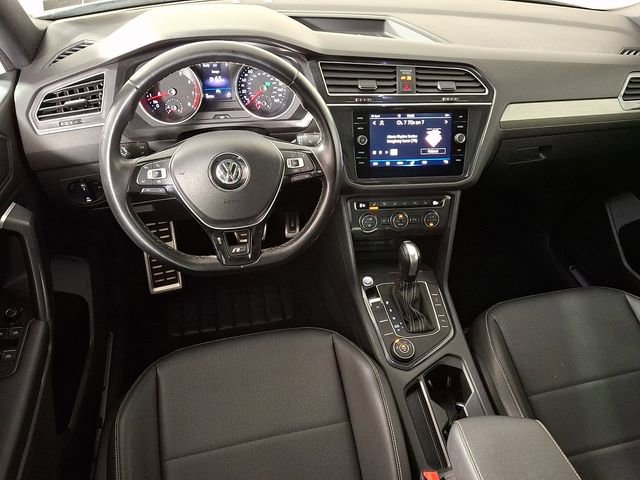 Used 2021 Volkswagen Tiguan SE R-Line image 2
