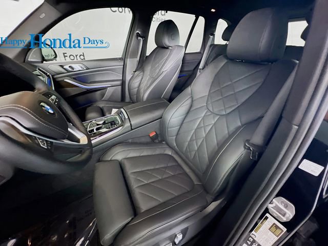 Used 2025 BMW X5 xDrive40i image 28
