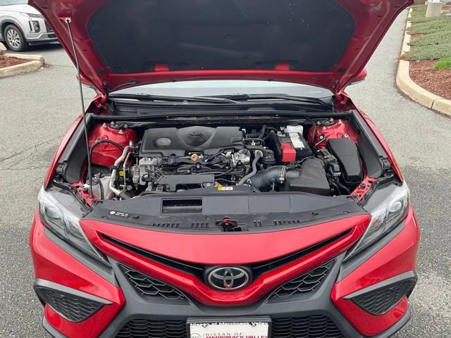 Used 2022 Toyota Camry SE w/ Cold Weather Package FWD image 20