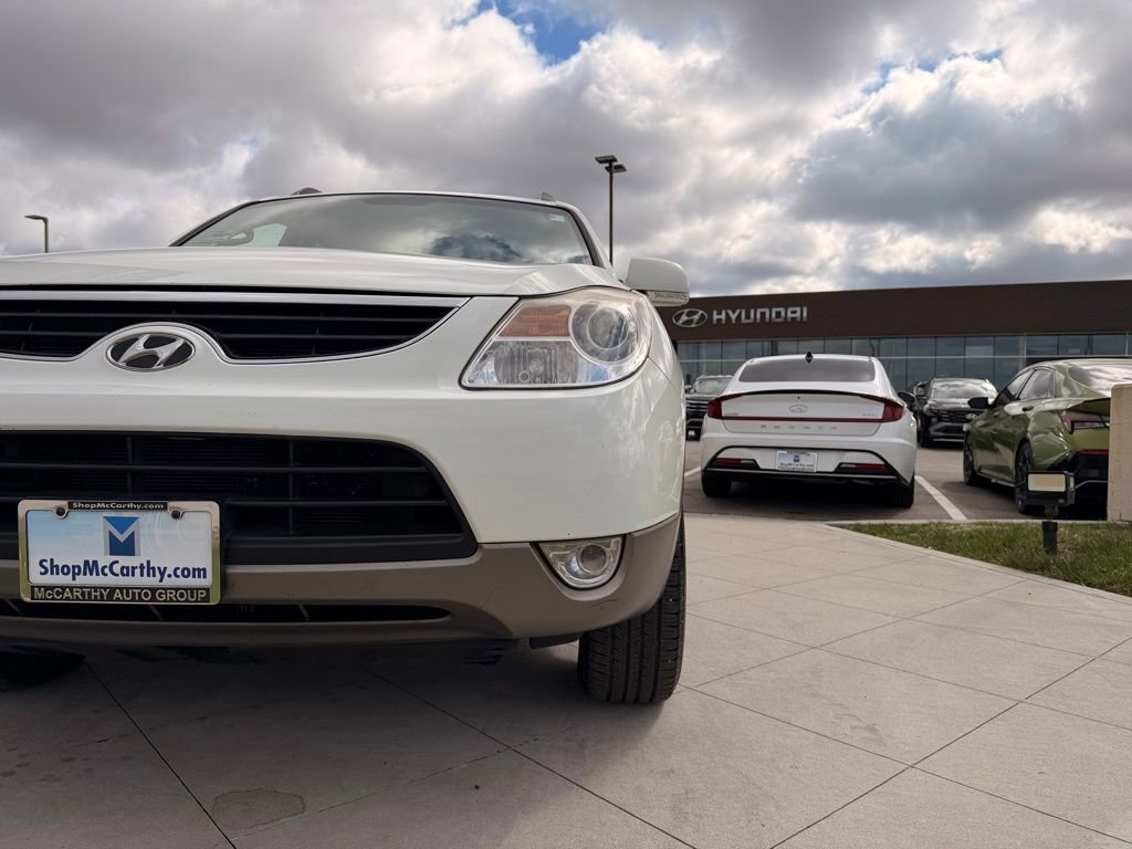 Used 2012 Hyundai Veracruz Limited w/ Entertainment Pkg image 9