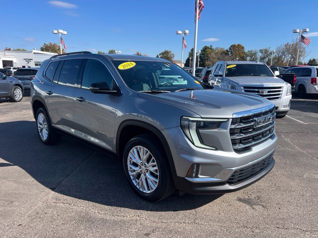 Used 2024 GMC Acadia Elevation w/ LPO, Floor Liner Package FWD image 3