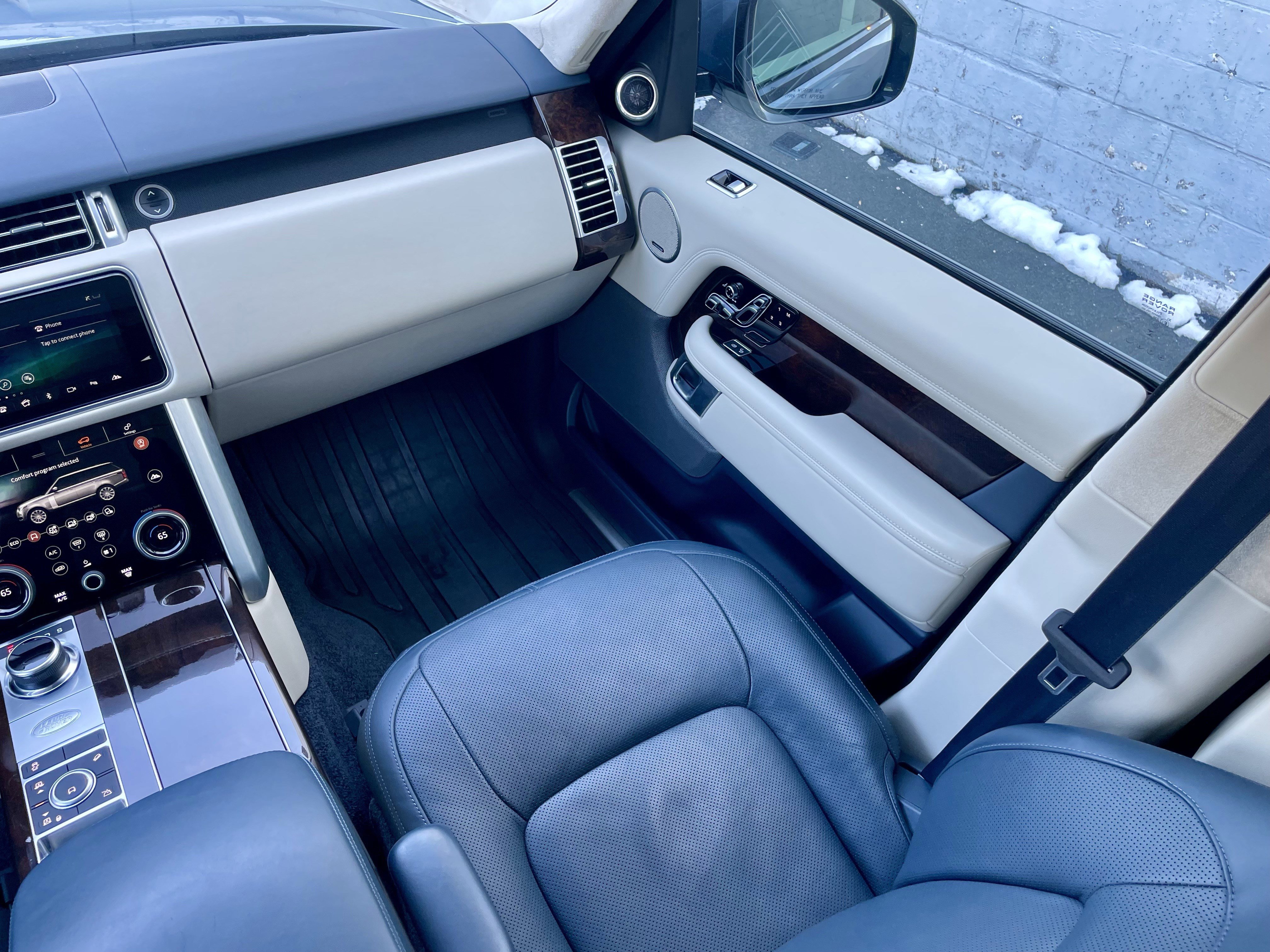 Used 2020 Land Rover Range Rover HSE image 18