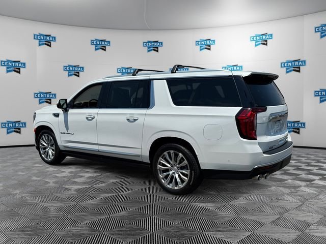 Used 2024 GMC Yukon XL Denali w/ Denali Reserve Package AWD/4WD image 3