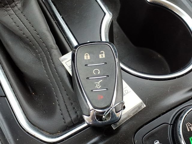 Used 2021 Chevrolet Traverse RS AWD/4WD image 19