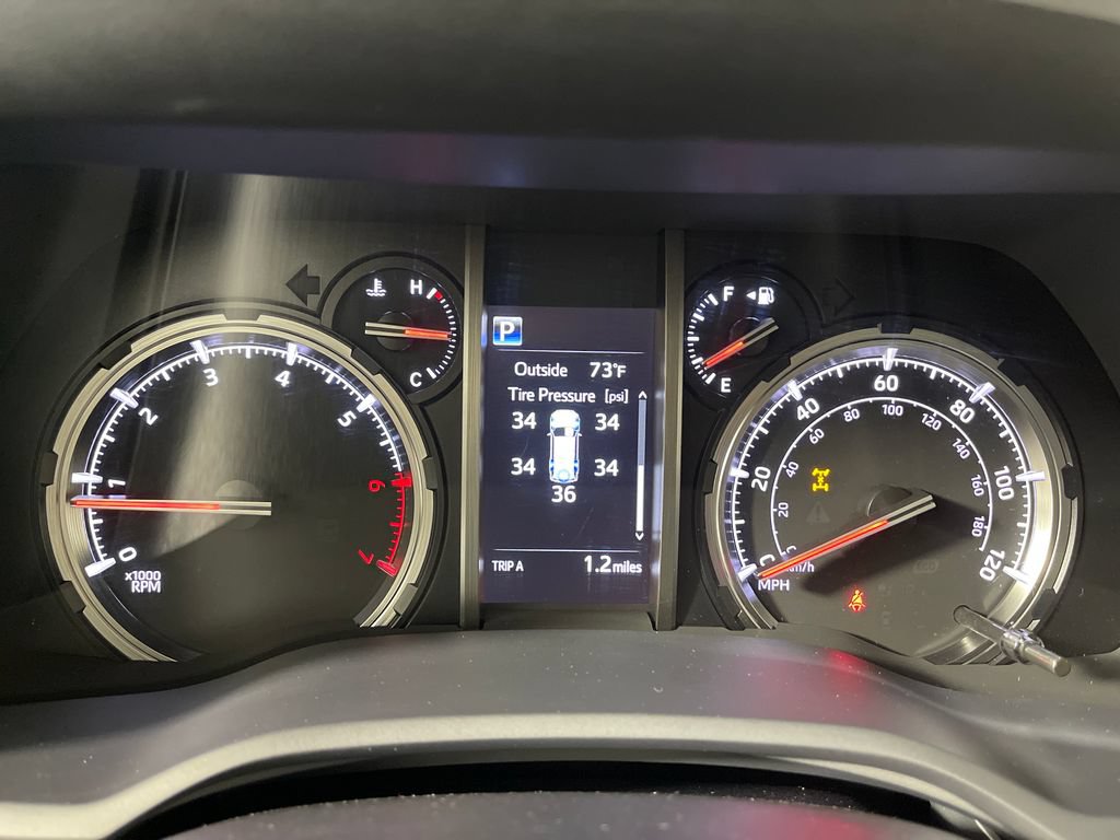 Certified 2024 Toyota 4Runner Limited AWD/4WD image 18