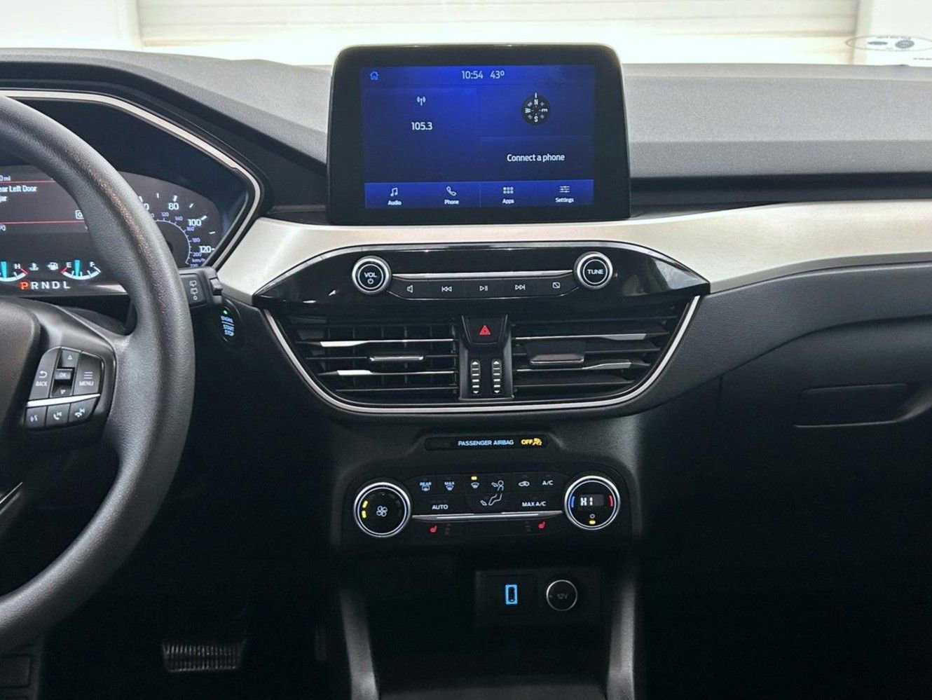 Used 2020 Ford Escape SE image 12