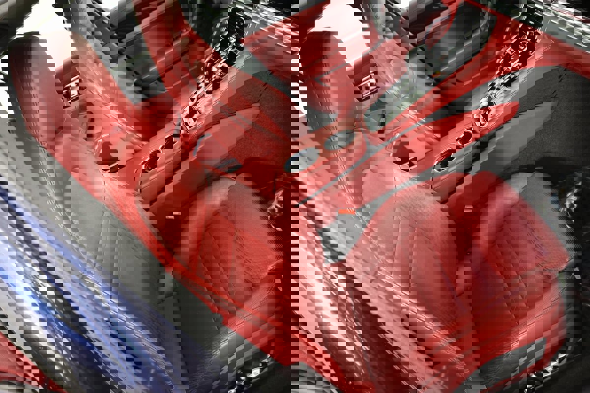 Used 2021 Porsche Panamera 4S w/ Premium Package image 49