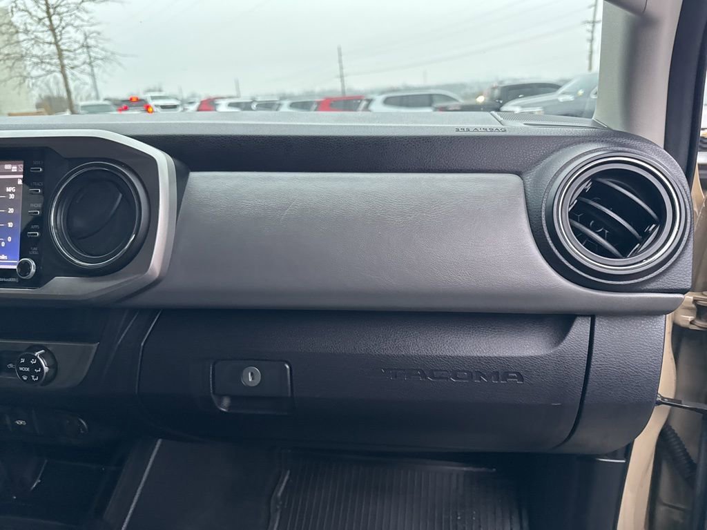 Used 2020 Toyota Tacoma SR5 image 20
