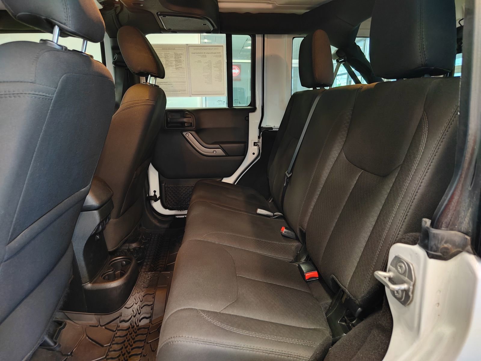 Used 2018 Jeep Wrangler Unlimited Sport S image 11