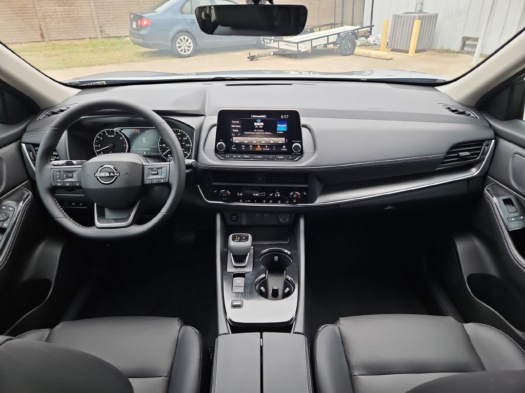 New 2026 Nissan Rogue Dark Armor FWD image 19