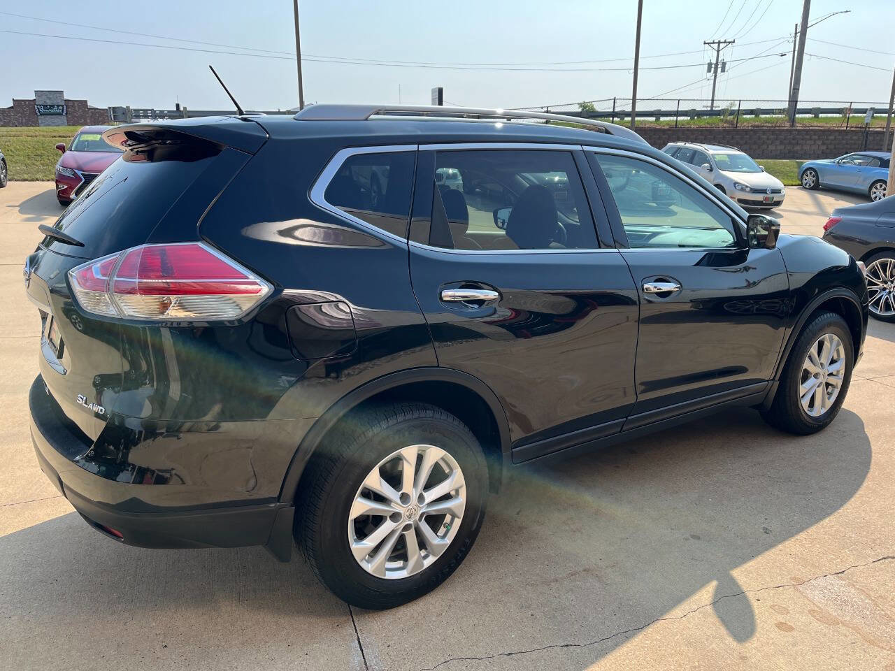 Used 2016 Nissan Rogue SL w/ SL Premium Package image 5