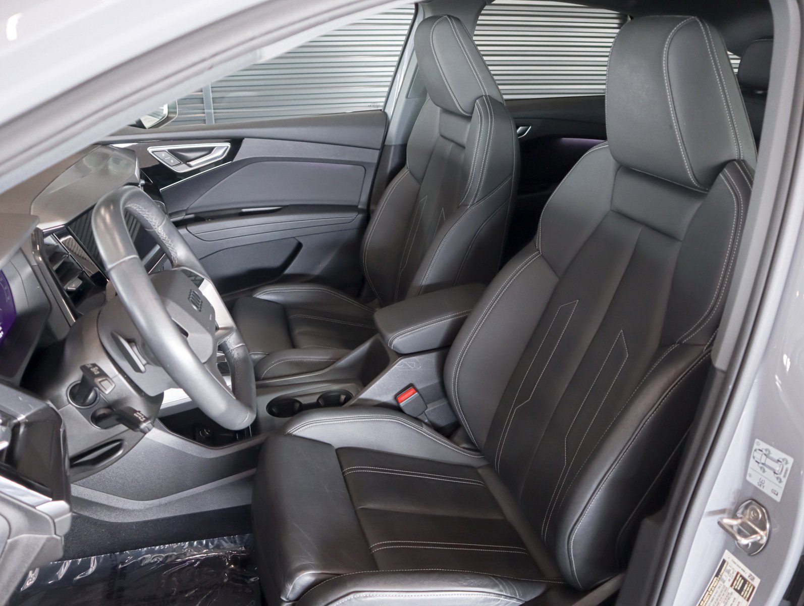 Used 2023 Audi Q4 e-tron Prestige w/ Black Optic Package image 5