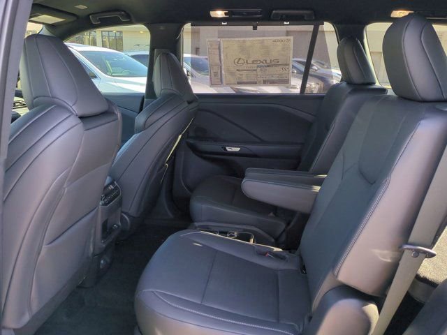 New 2026 Lexus TX 500h AWD image 13