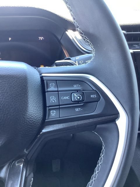 Certified 2023 Jeep Grand Cherokee Laredo AWD/4WD image 28