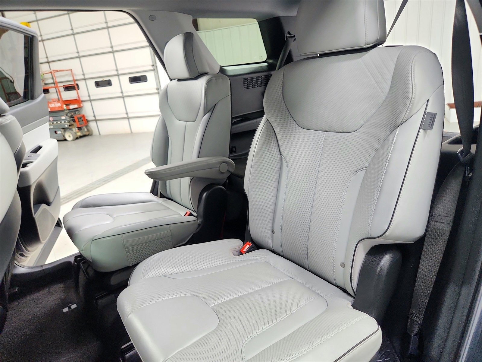 Used 2024 Hyundai Palisade SEL image 39