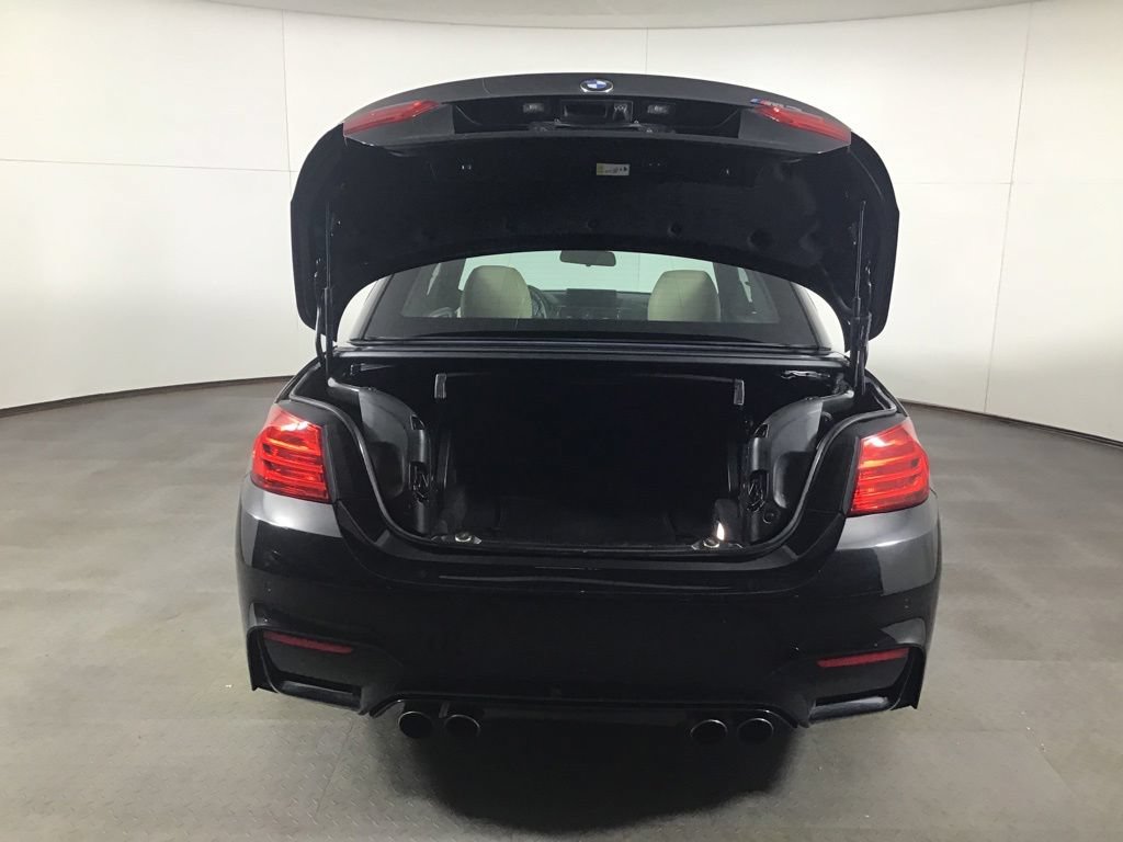 Used 2015 BMW M4 Convertible RWD image 18