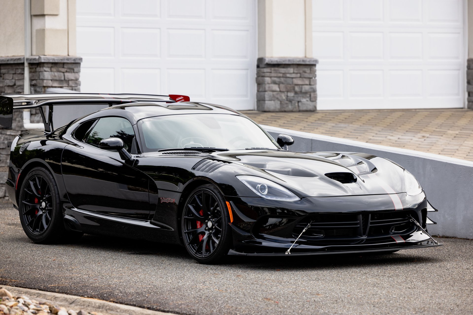 Used 2017 Dodge Viper GTC w/ ACR Package RWD image 16