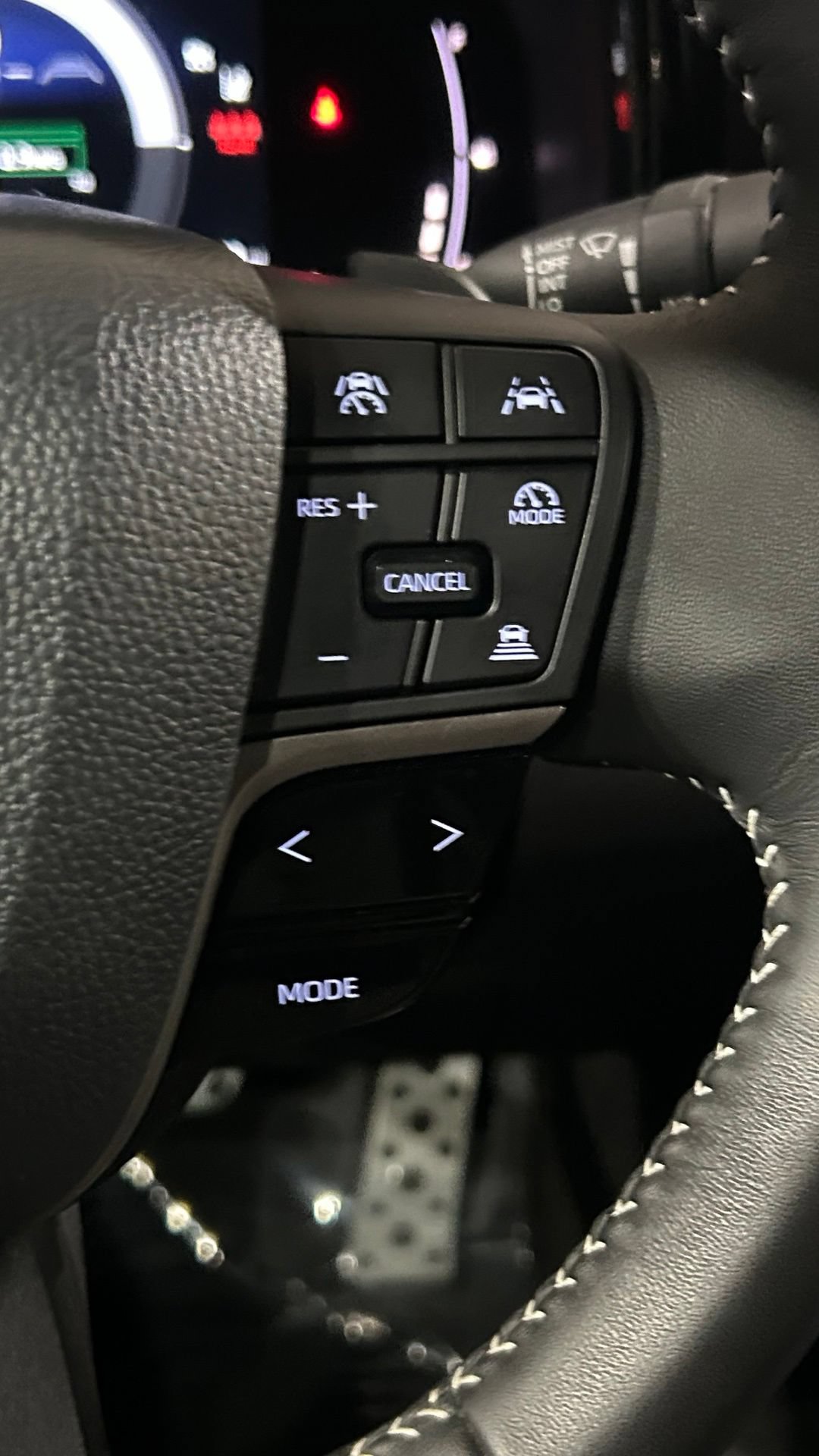 Used 2025 Toyota Camry SE w/ Multimedia Upgrade Package FWD image 62