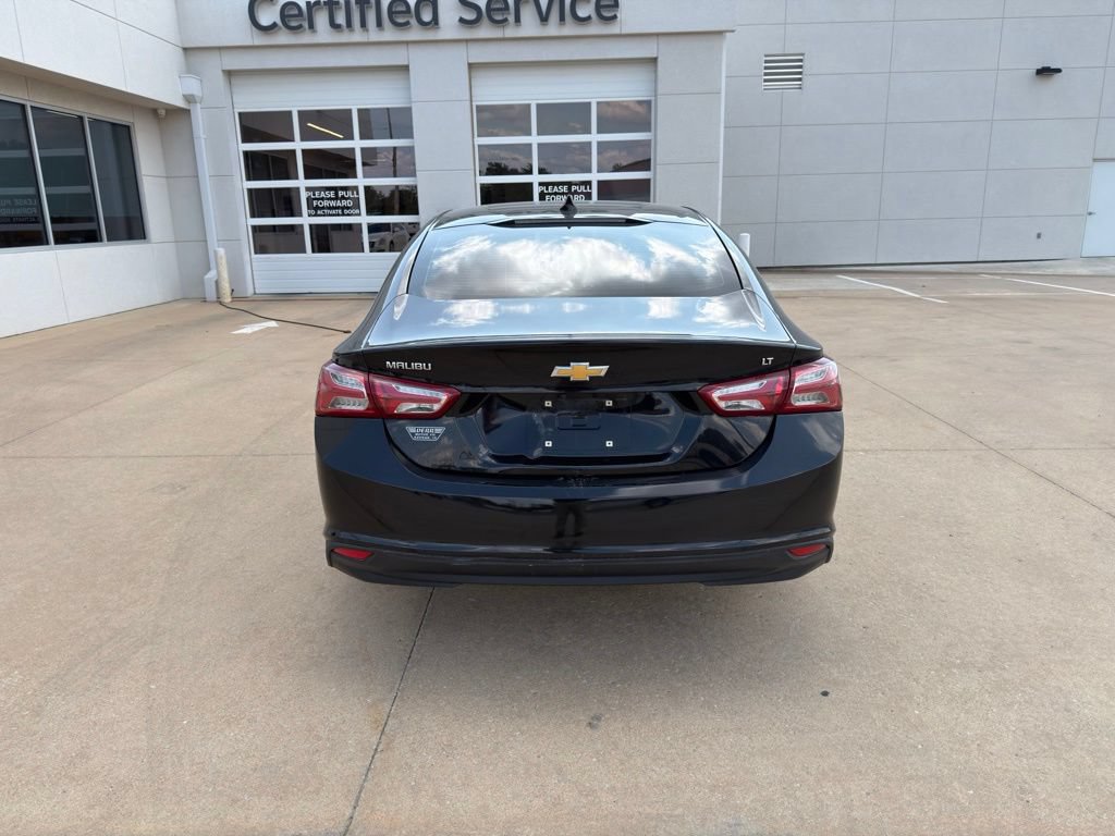Used 2020 Chevrolet Malibu LT FWD image 5
