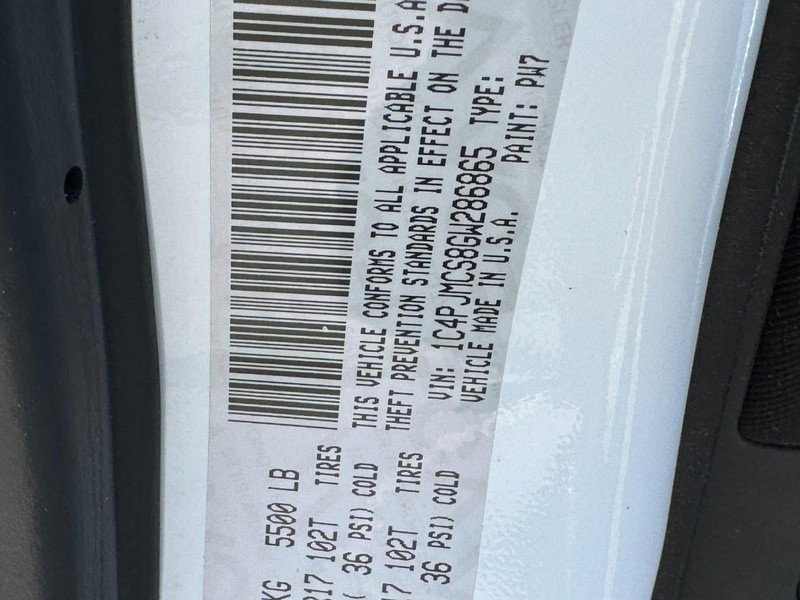 Used 2016 Jeep Cherokee Latitude image 24