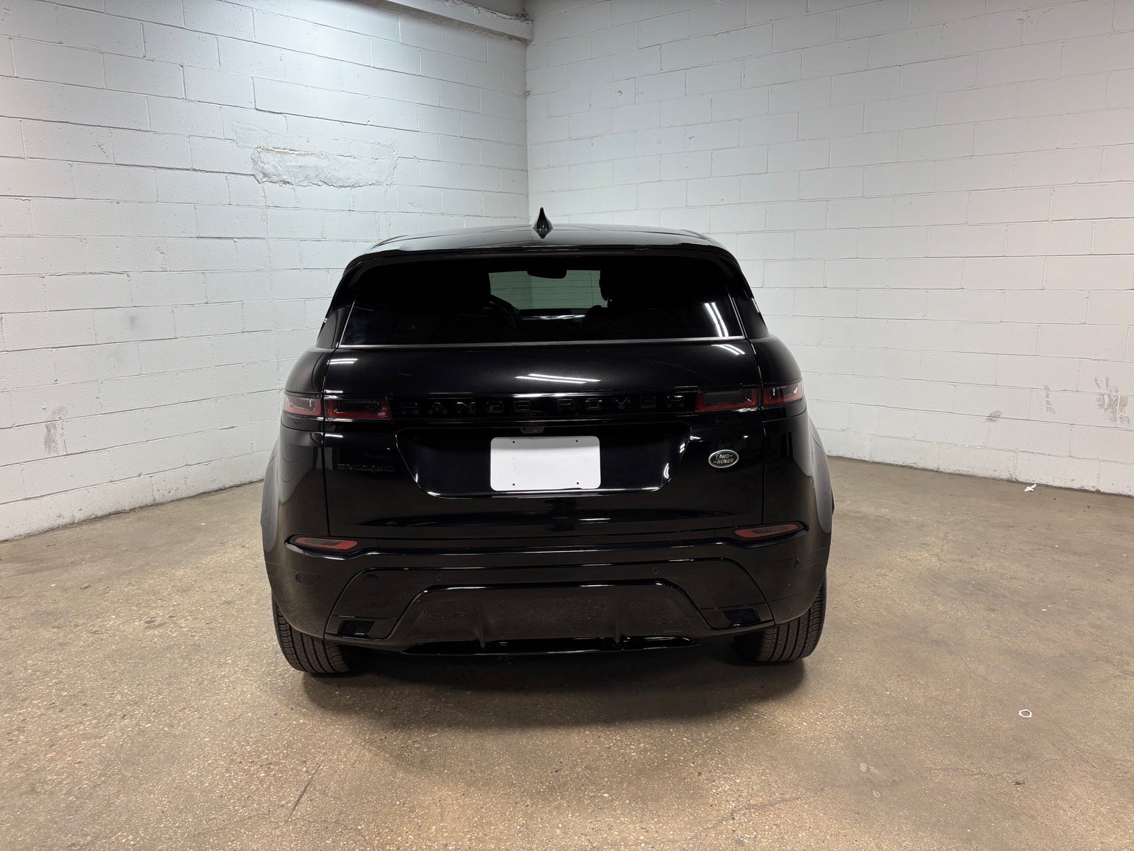 Used 2023 Land Rover Range Rover Evoque R-Dynamic S AWD/4WD image 8