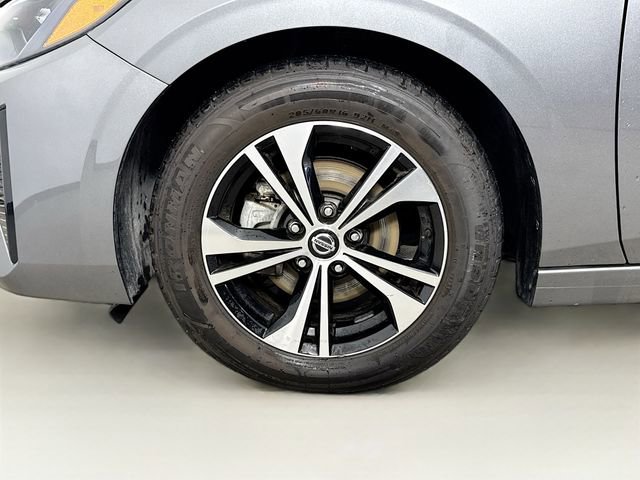 Used 2024 Nissan Sentra SV FWD image 29