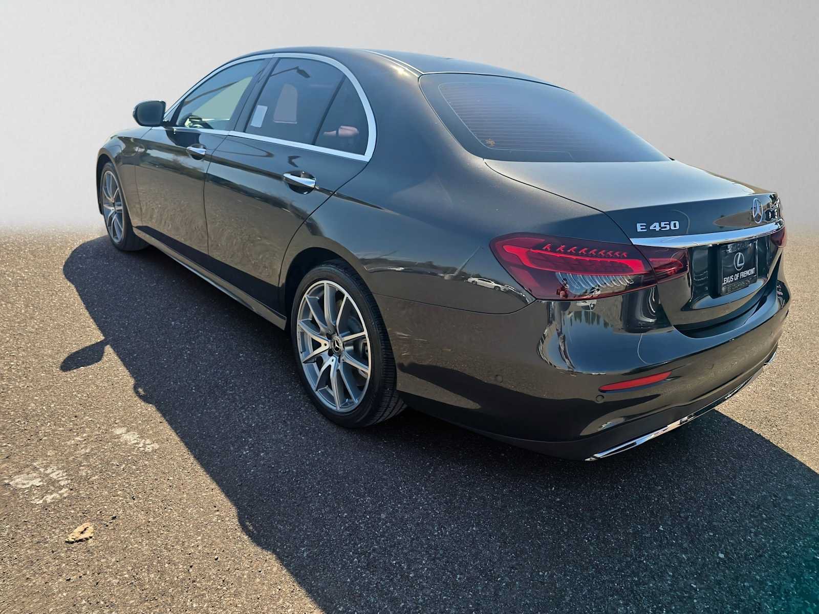 Used 2022 Mercedes-Benz E 450 4MATIC Sedan image 5